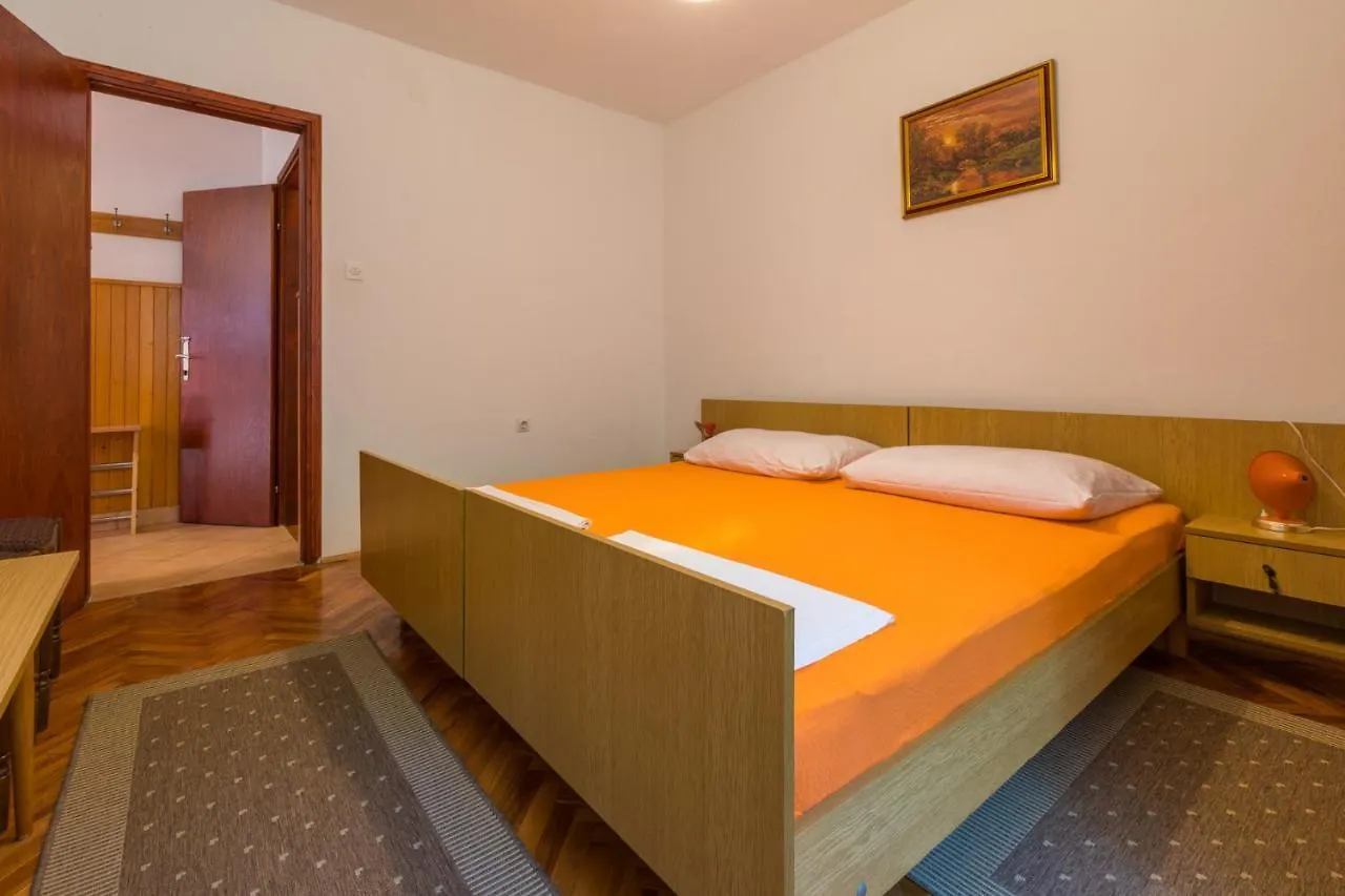 Apartment In Dramalj 41383