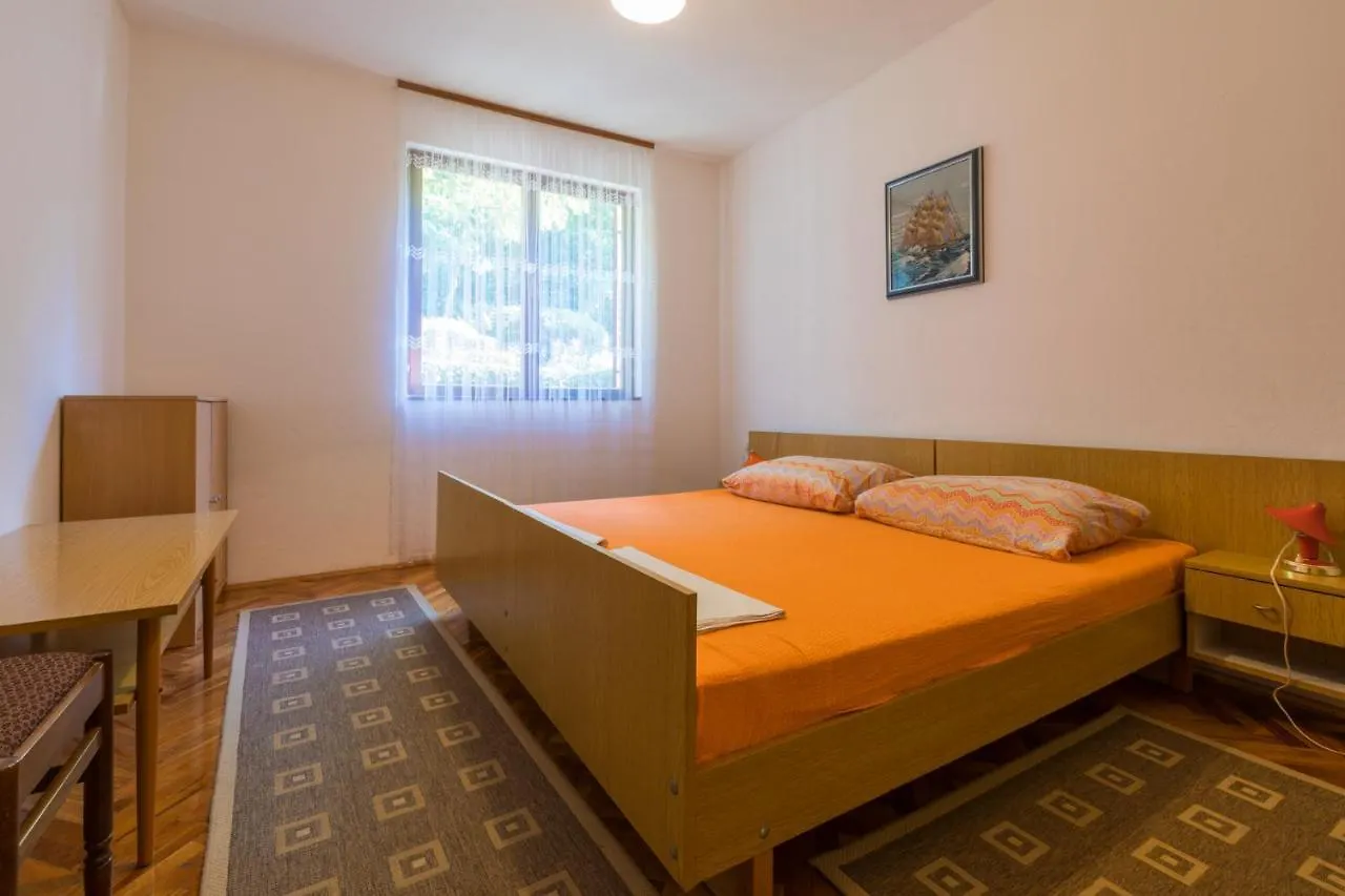 Apartment In Dramalj 41383