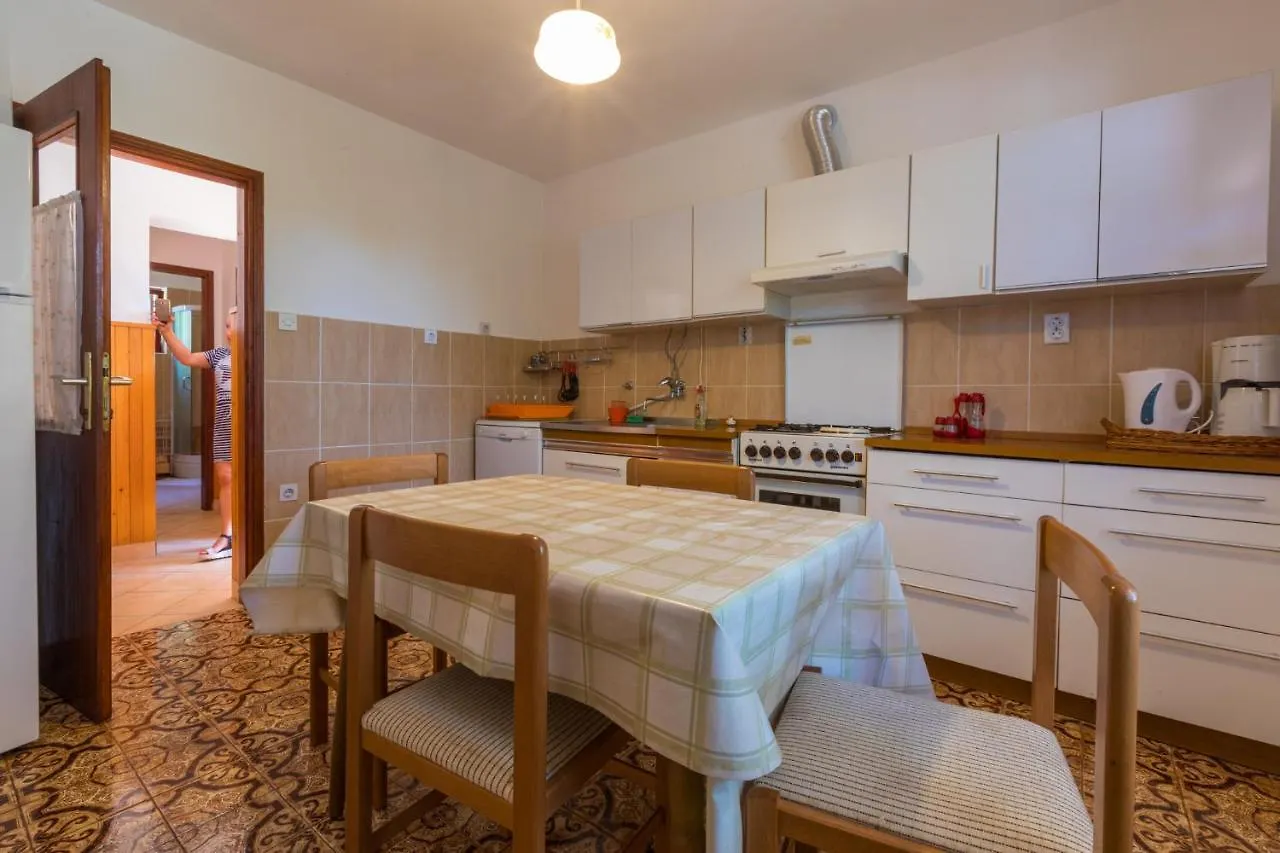 Apartment In Dramalj 41383