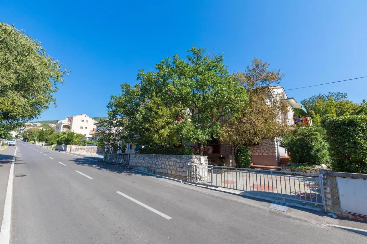 Apartment In Dramalj 41383